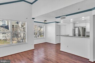 14016 Vista Dr in Laurel, MD - Building Photo