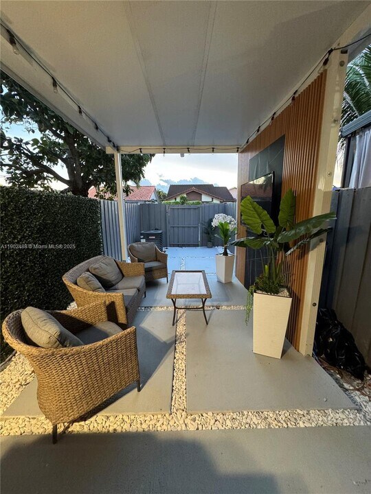 13308 SW 60th Terrace in Miami, FL - Building Photo