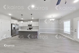 3713 Oak Leaf Wy in Greenville, NC - Building Photo - Building Photo