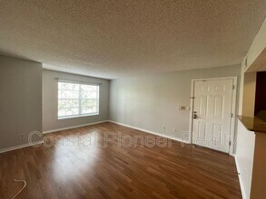 10200 Gandy Blvd N in St. Petersburg, FL - Building Photo - Building Photo