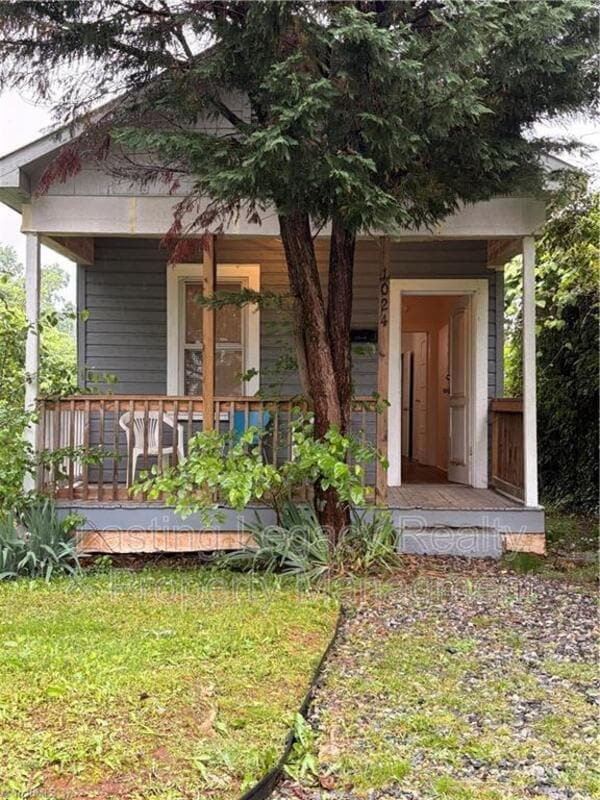 property at 1024 W 13th St