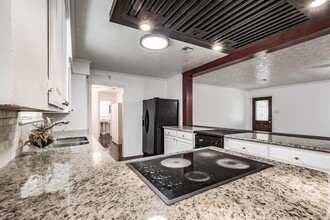 17323 FM 2100 in Crosby, TX - Building Photo - Building Photo