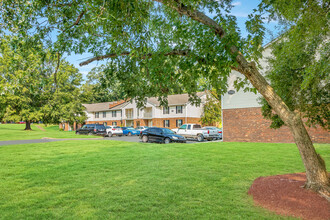 The Venue Apartment Homes in Burlington, NC - Building Photo - Building Photo