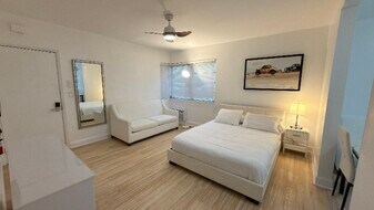 545 Michigan Ave in Miami Beach, FL - Building Photo