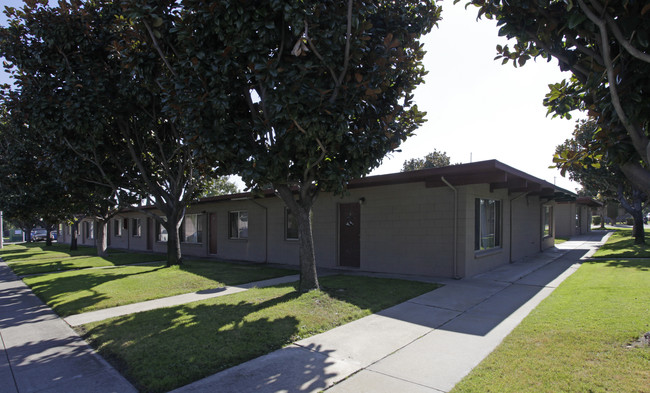 Riviera in Sunnyvale, CA - Foto de edificio - Building Photo