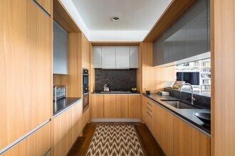 311 W Broadway in New York, NY - Building Photo - Building Photo