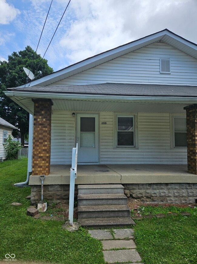 2715 S Moreland Ave in Indianapolis, IN - Building Photo - Building Photo