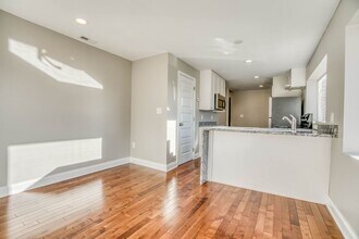 1623 E Baltimore St in Baltimore, MD - Building Photo - Building Photo