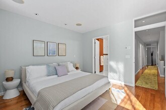 459 W 44th St-Unit -ID423447P in New York, NY - Building Photo - Building Photo