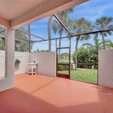 9120 Taft St in Pembroke Pines, FL - Building Photo - Building Photo