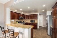 33550 N Dove Lakes Dr, Unit 2034 in Cave Creek, AZ - Building Photo - Building Photo