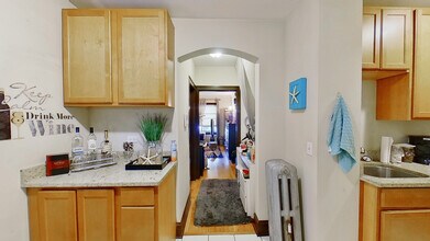 1925 Grove Ave in Berwyn, IL - Building Photo - Building Photo