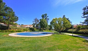 31751 Calle Novelda in Temecula, CA - Building Photo - Building Photo