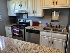 14407 N Pennsylvania Ave in Oklahoma City, OK - Building Photo - Building Photo