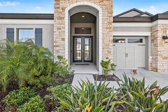 14531 Woodland Spur Dr in Lithia, FL - Building Photo - Building Photo