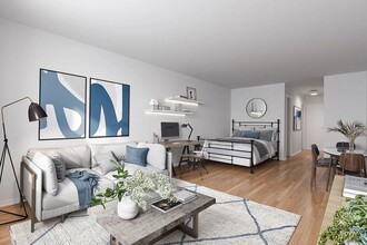 25 W 13th St in New York, NY - Building Photo - Building Photo