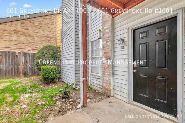601 Greystoke Dr-Unit -601 Greystoke Rd #1001 in Arlington, TX - Foto de edificio - Building Photo