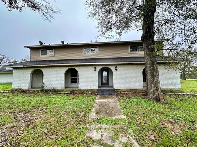 property at 2880 S Loop 336 W