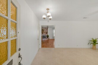 8415 Braesdale Ln in Houston, TX - Building Photo - Building Photo