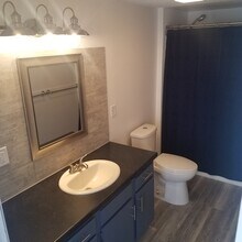 2078 Bird Rd in Branson, MO - Building Photo - Building Photo