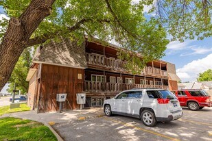 7001 Havelock Ave in Lincoln, NE - Building Photo
