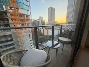 11 NE 6th St, Unit SI FL12-ID1429751P in Miami, FL - Building Photo - Building Photo