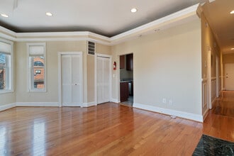 807 G St NE, Unit #1 in Washington, DC - Building Photo - Building Photo
