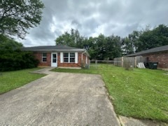 2621 Vonoa Dr in Radcliff, KY - Building Photo