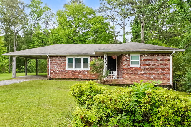 property at 2415 Rose Ln