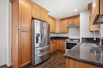 9741 Alcott St in Los Angeles, CA - Building Photo - Building Photo