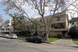 Sherbourne Towers in Los Angeles, CA - Building Photo - Building Photo