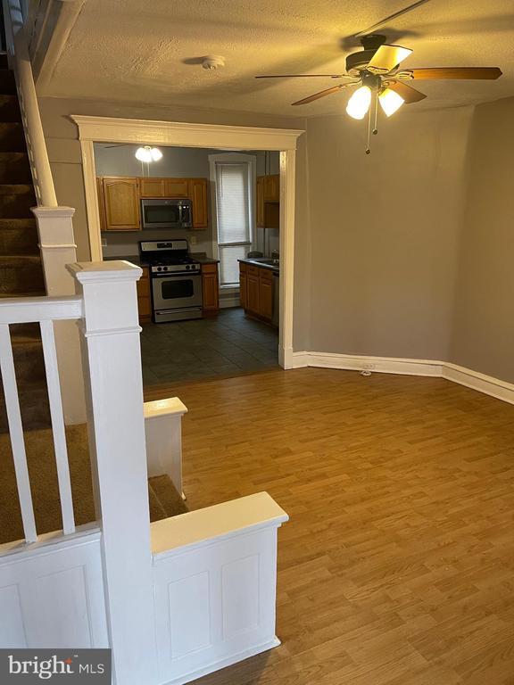 property at 5240 Florence Ave