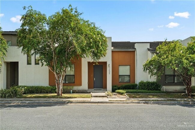 1405 Ozark Ave in McAllen, TX - Building Photo - Building Photo