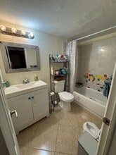 2810 Riverside Dr, Unit 106-A in Coral Springs, FL - Building Photo - Building Photo