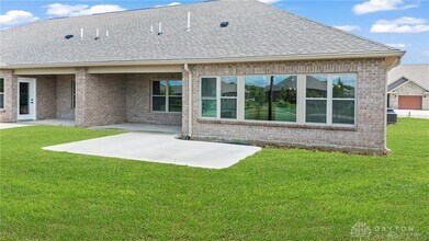 1160 Waterloo St in Troy, OH - Foto de edificio - Building Photo