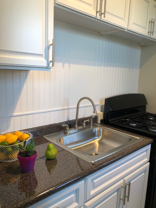 132 Jay St in Schenectady, NY - Building Photo