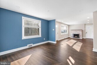 48 S Locust Ave in Evesham, NJ - Building Photo - Building Photo