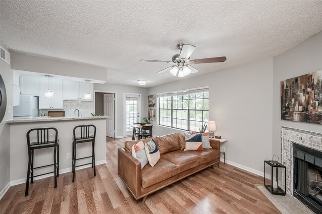 12660 Ashford Point Dr