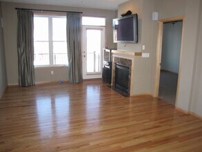 10733 Falling Water Ln in Woodbury, MN - Building Photo - Building Photo