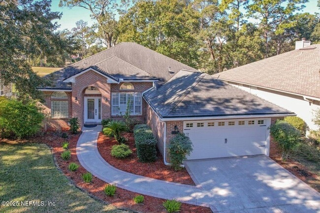 property at 4126 Richmond Park Dr E