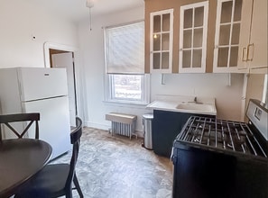 5602 N 7th St in Philadelphia, PA - Building Photo - Building Photo