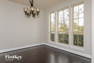 102 Logan Pass Ct in Montgomery, TX - Building Photo - Building Photo