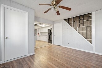 243 E Central Ave in Alpha, NJ - Building Photo - Building Photo