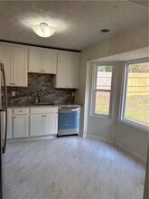 160 Bentley Pkwy, Unit 14L in Woodstock, GA - Building Photo - Building Photo