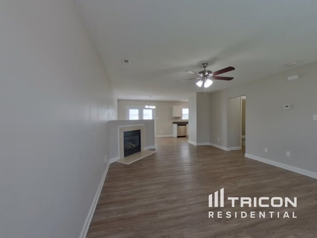 409 Glencroft Dr in Wingate, NC - Building Photo - Building Photo