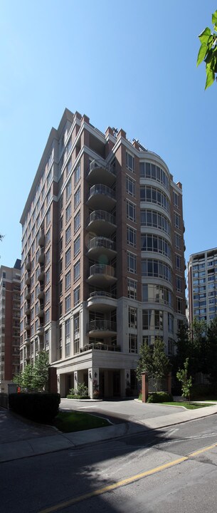 The Carlyle in Toronto, ON - Building Photo