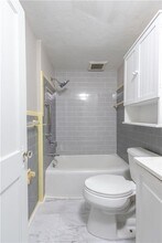 31 Kirby St in Barrington, RI - Building Photo - Building Photo