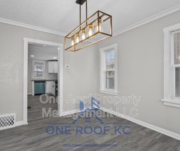 416 N Elmwood Ave in Kansas City, MO - Building Photo - Building Photo