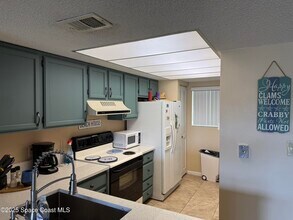 1595 N Atlantic Ave in Cocoa Beach, FL - Building Photo - Building Photo
