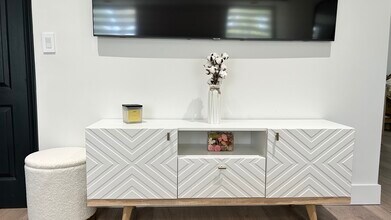 6205 SE Circle St in Hobe Sound, FL - Building Photo - Building Photo